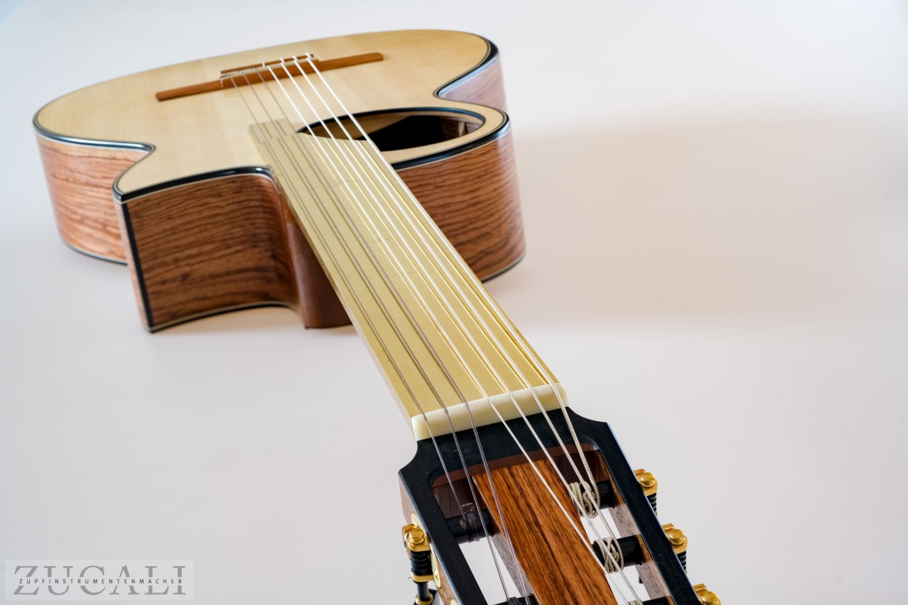 Multi-string Santino